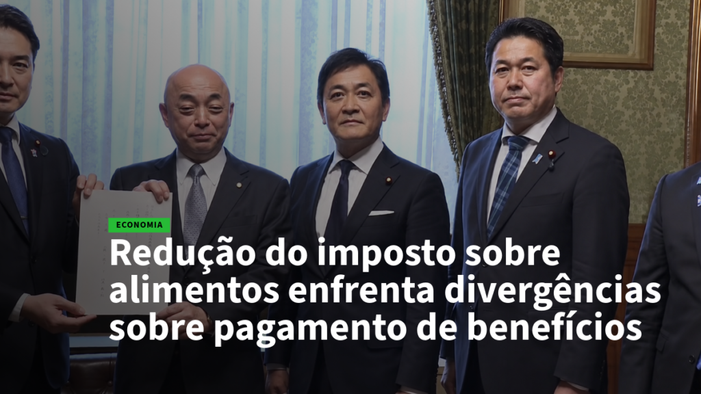 Group of four men in suits posing in a formal room with a news headline about food tax cuts and benefit payment disagreements overlaid in Portuguese.